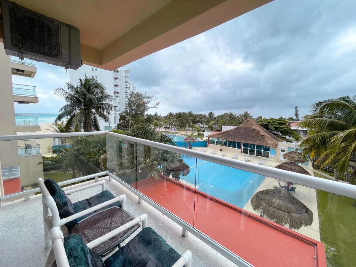 Luxury Caribbean Condos By Salvia Cancun Beachfront Exterior foto