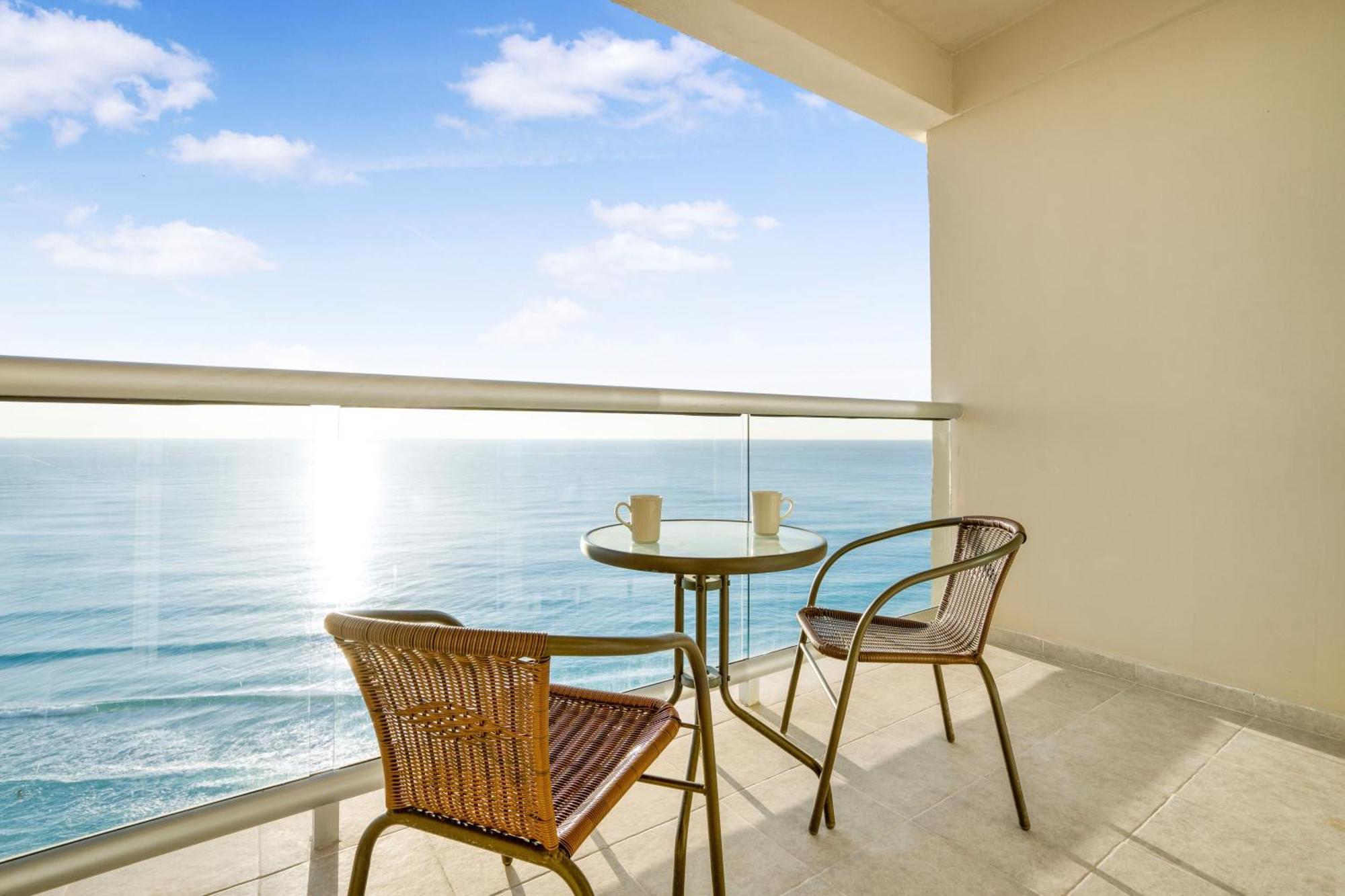 Luxury Caribbean Condos By Salvia Cancun Beachfront Exterior foto